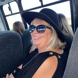 Meet your Posher, Beth